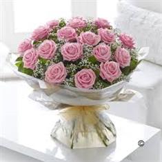 Heavenly 18 Pink Rose Hand Tied in Water 